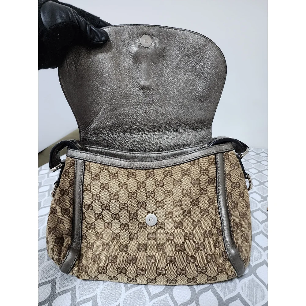Gucci Medium GG Canvas Techno Horsebit Flap Hobo Bag Grey/Beige